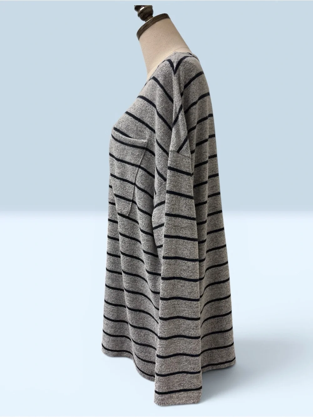 *LIKE NEW* ChicSoul Striped Grey & Black Long Sleeve Tunic Sweater